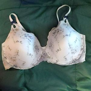 Avenue Body 48DDD padded plunge lacy bra, sky blue.